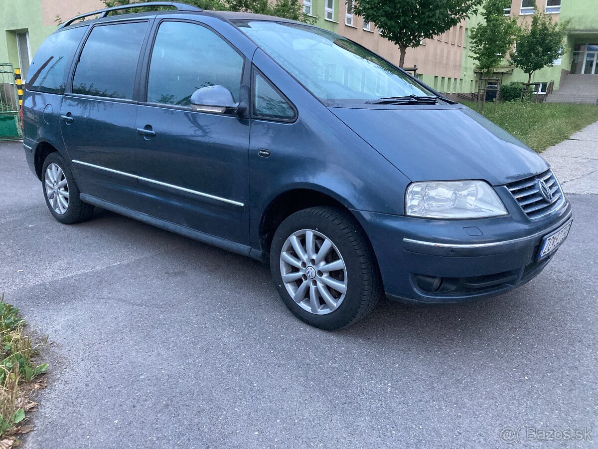 VW  Sharan 1,9 TDi 85kw  AUY  7-miest