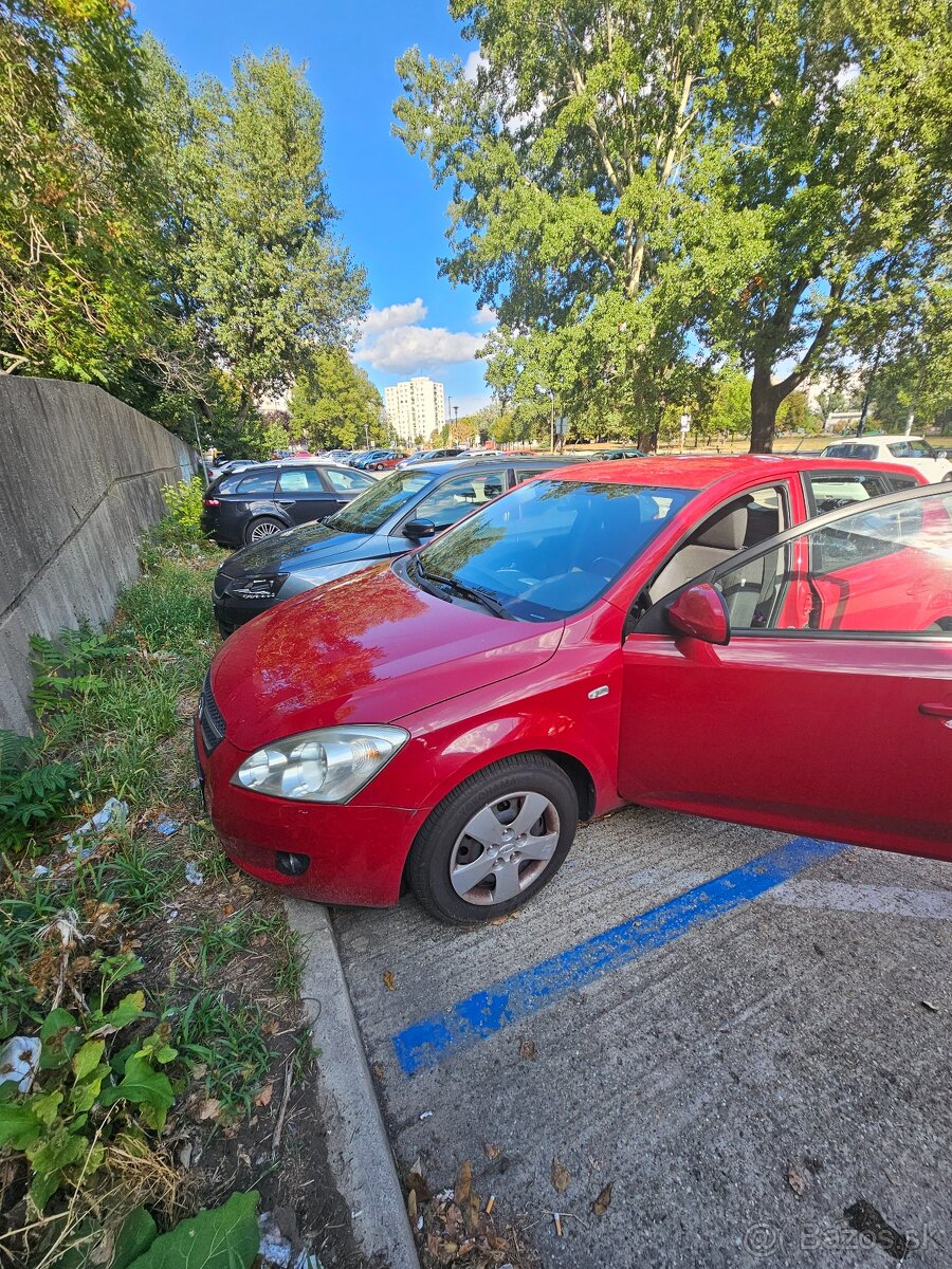 Kia CEED  1.4l 77Kw