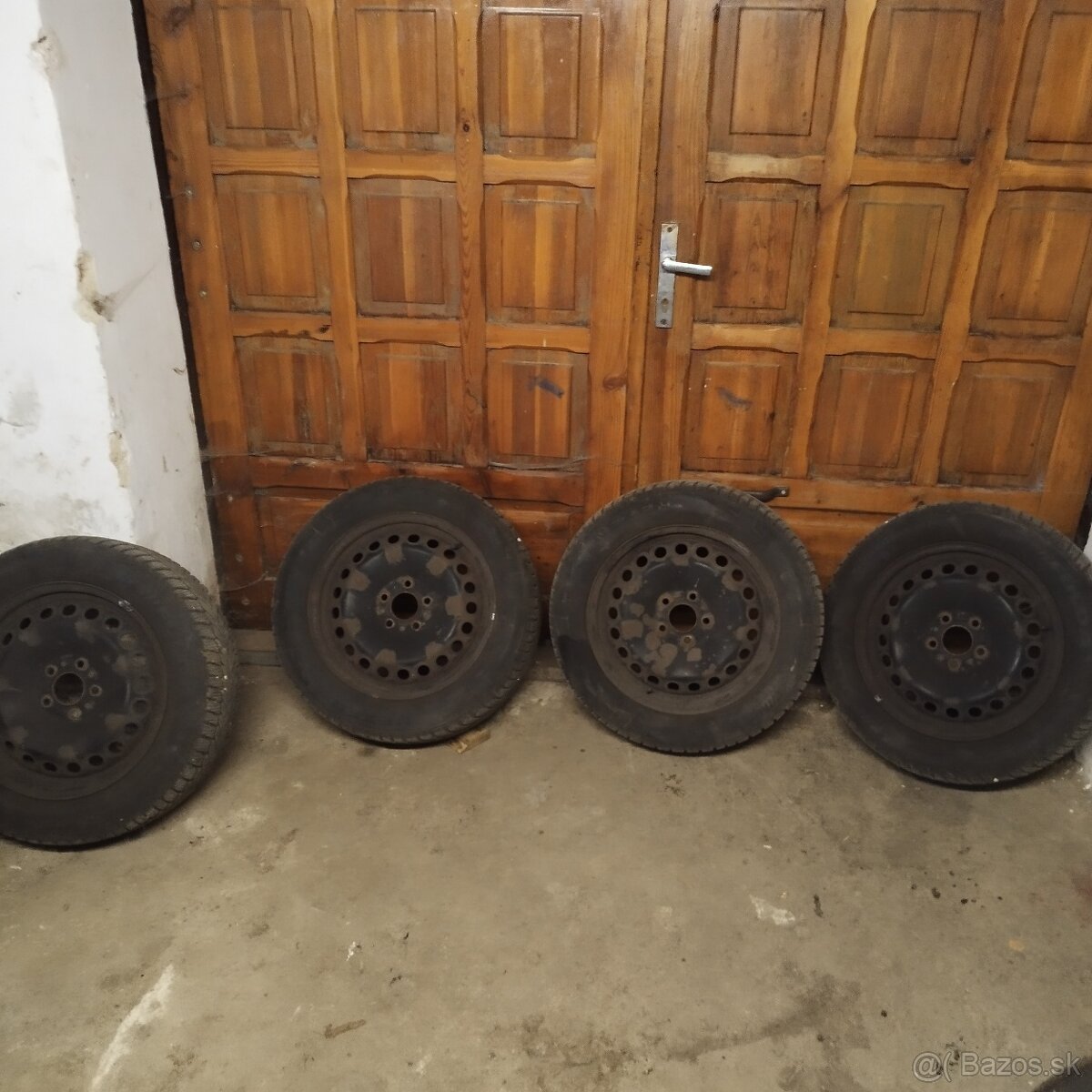 zimne gumy na diskoch 215/55R16