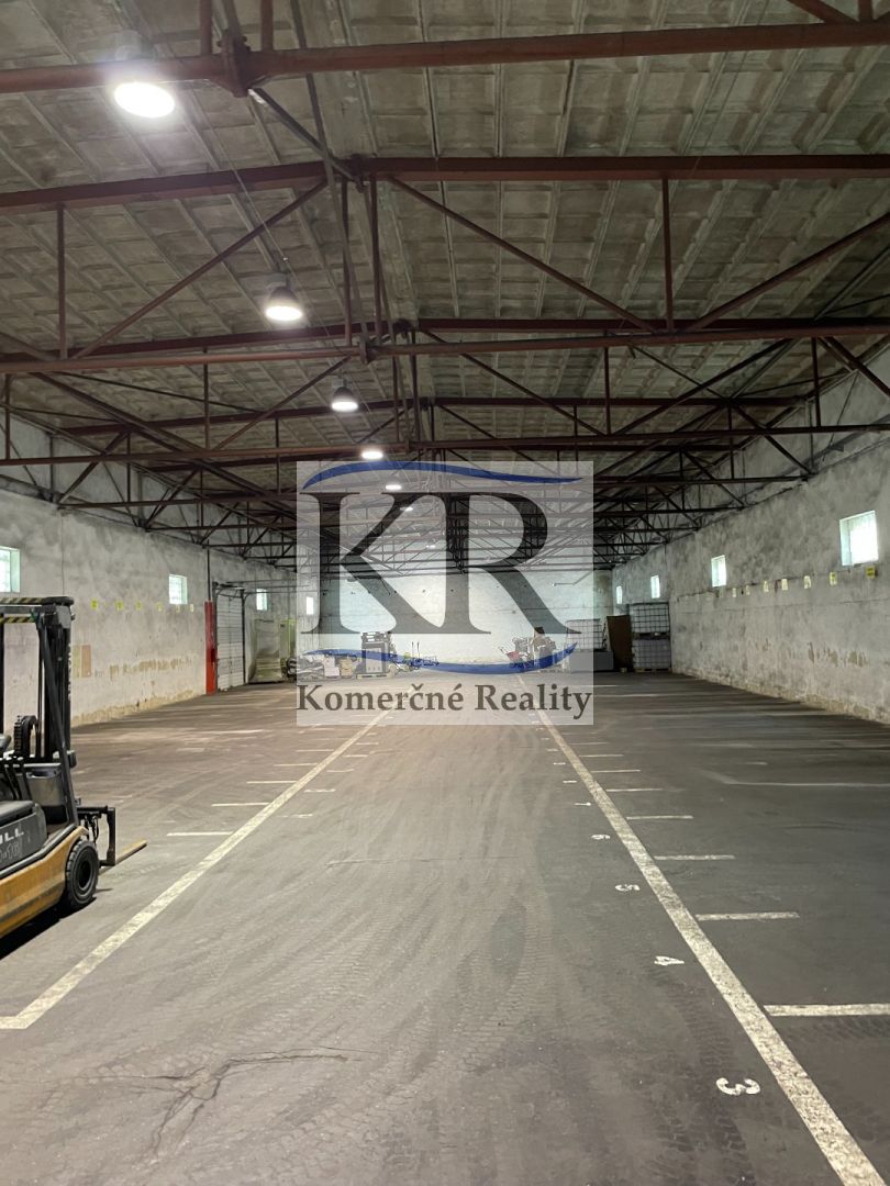 1200 m2 priemyselná hala + 154 m2 kancelárie, Zvolenská cest