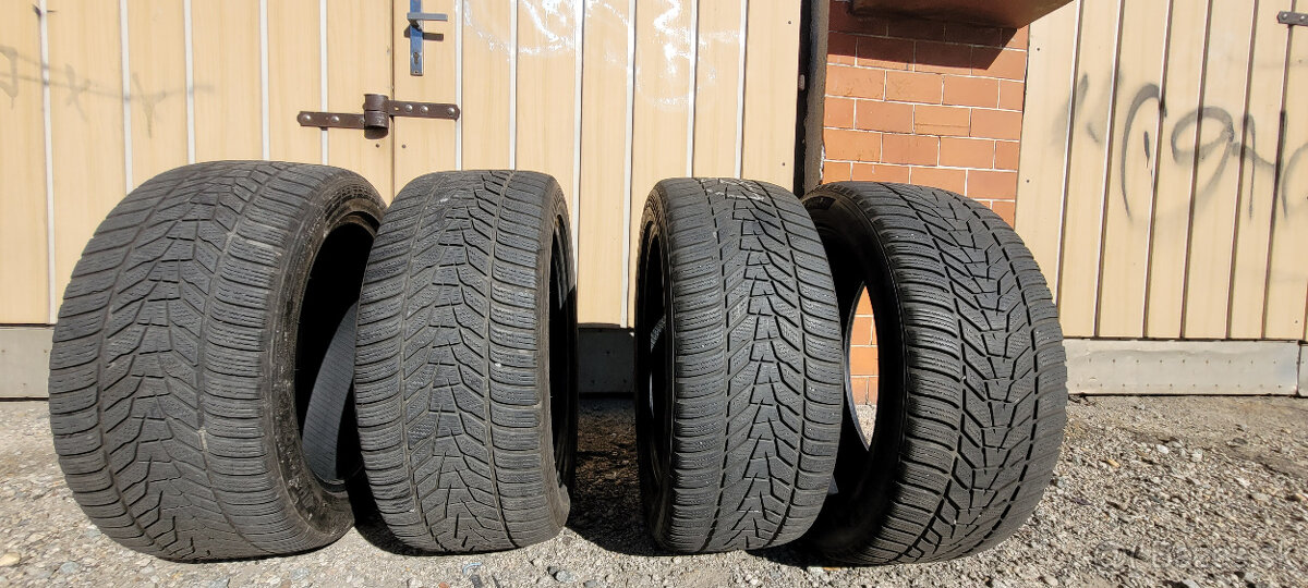 HAnkOOK 245/45 R18 WINTER ICEPT EVO 3 W330 [100] V XL FR