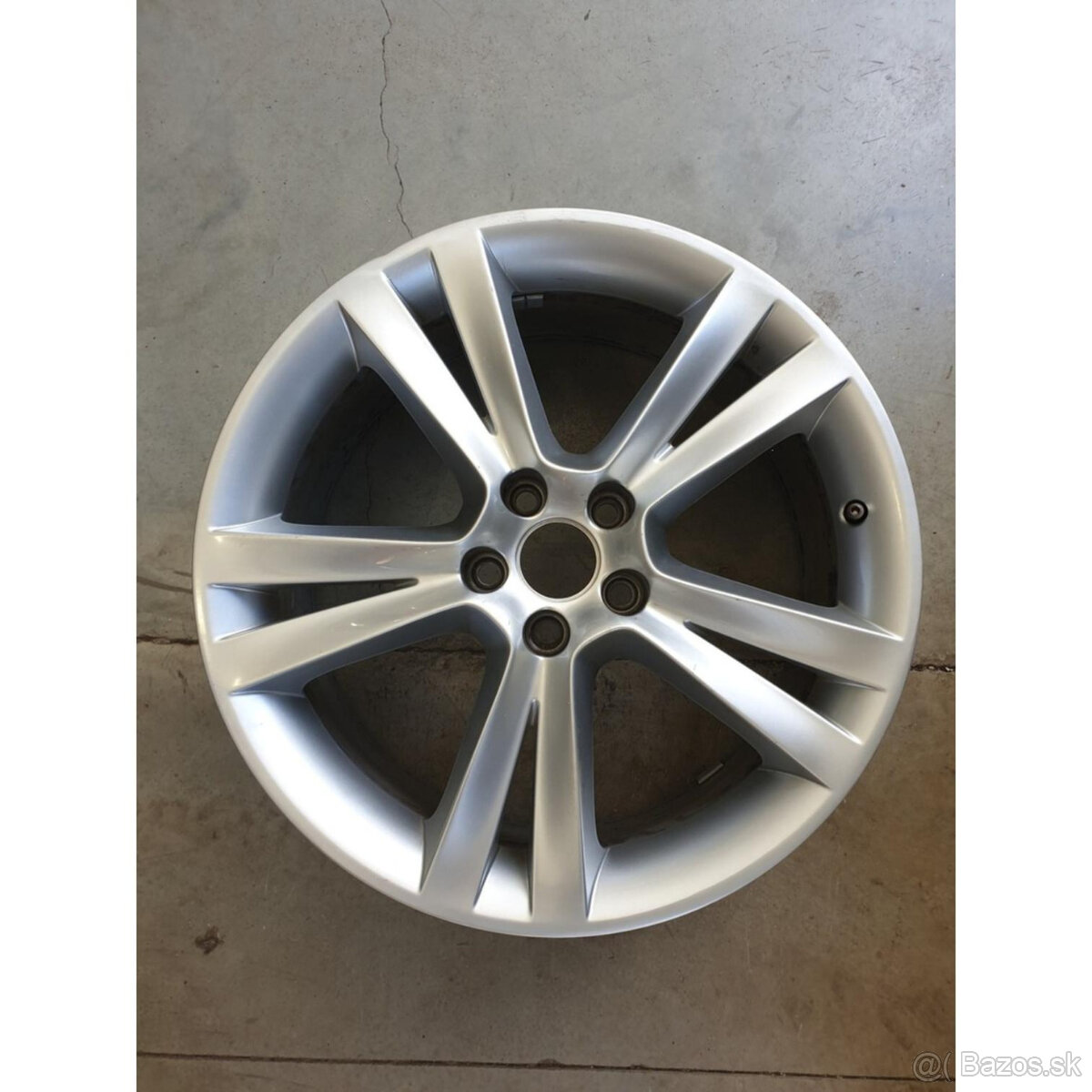 1kus Seat Ibiza disk 5x100 R17 ET43