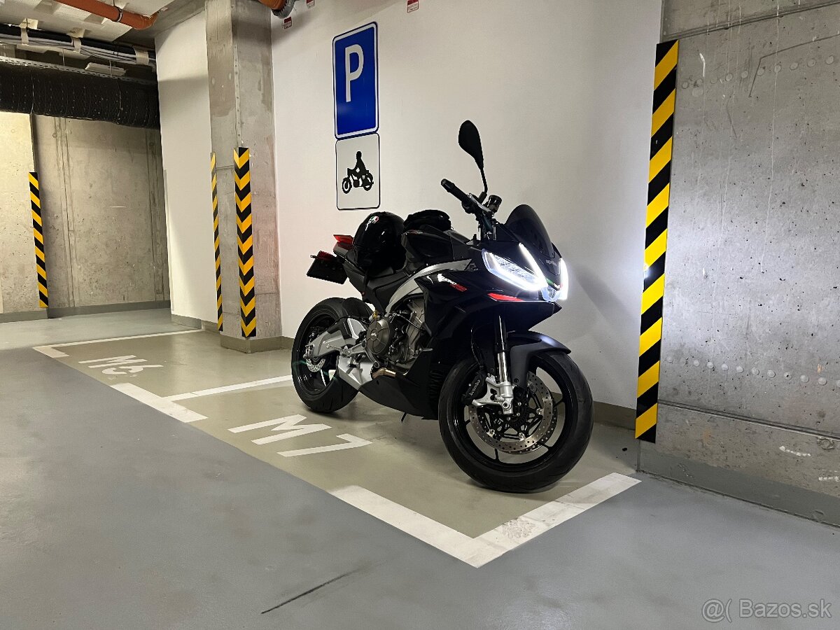 Aprilia Tuono 660 Factory (v zaruke)