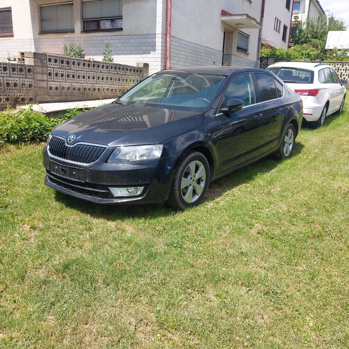 Predam skoda octavia sedan