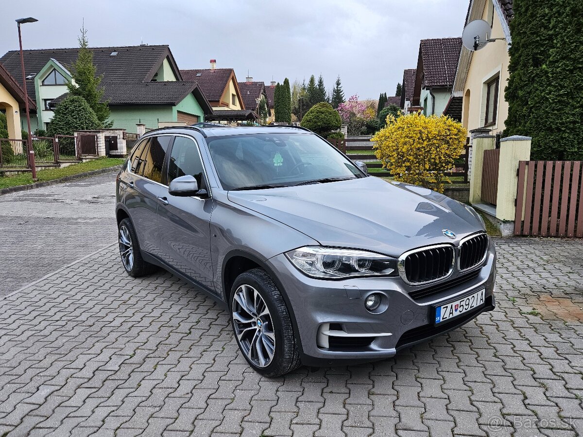 X5 F15  3,0D 190kw 166 000 KM Panoráma