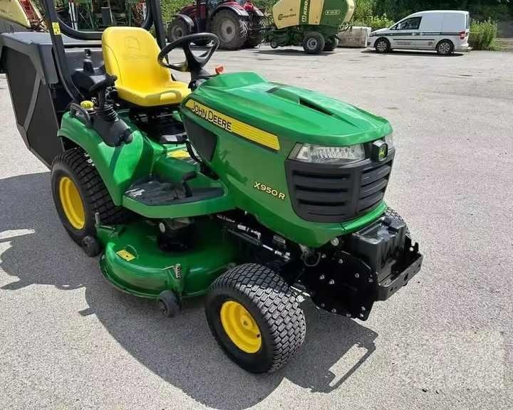 John Deere - X950R