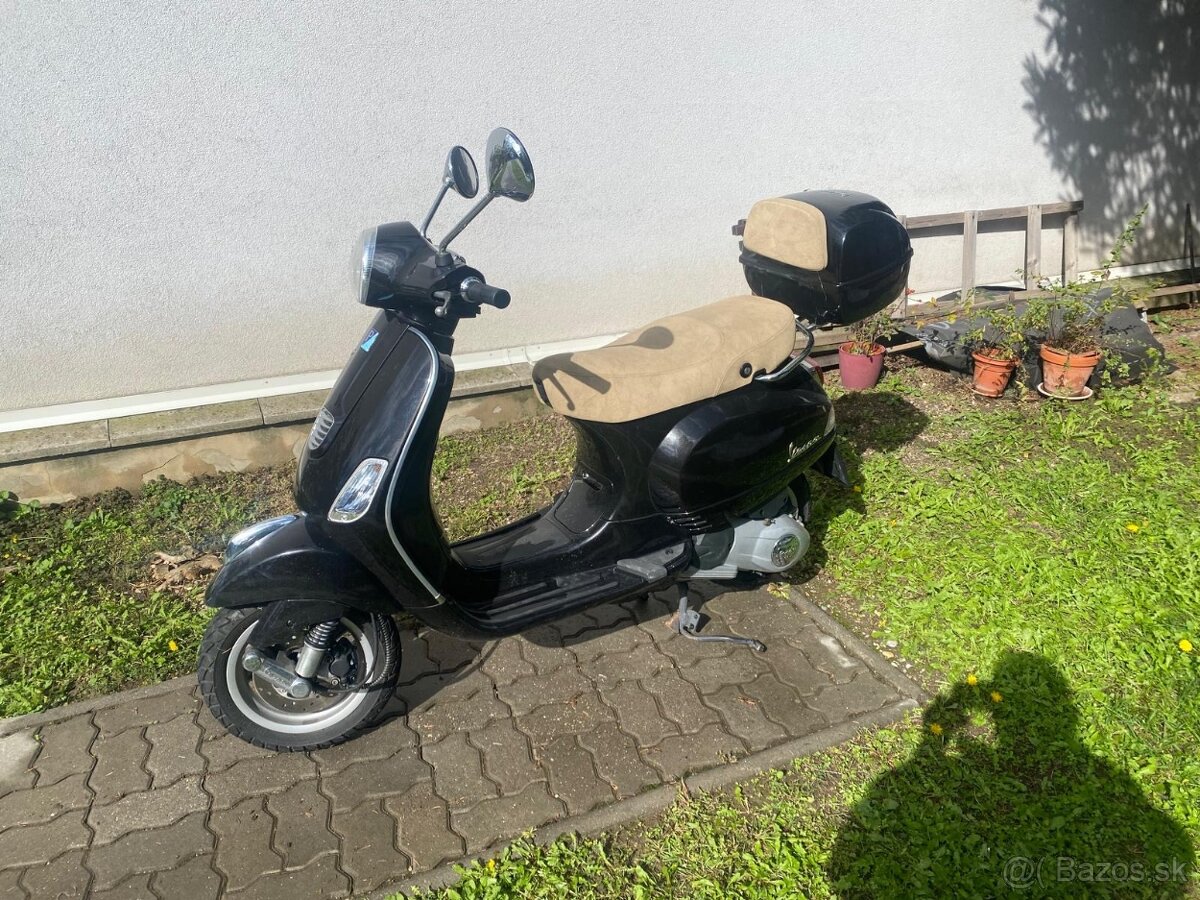 Piaggio Vespa LX 125 rok 2014