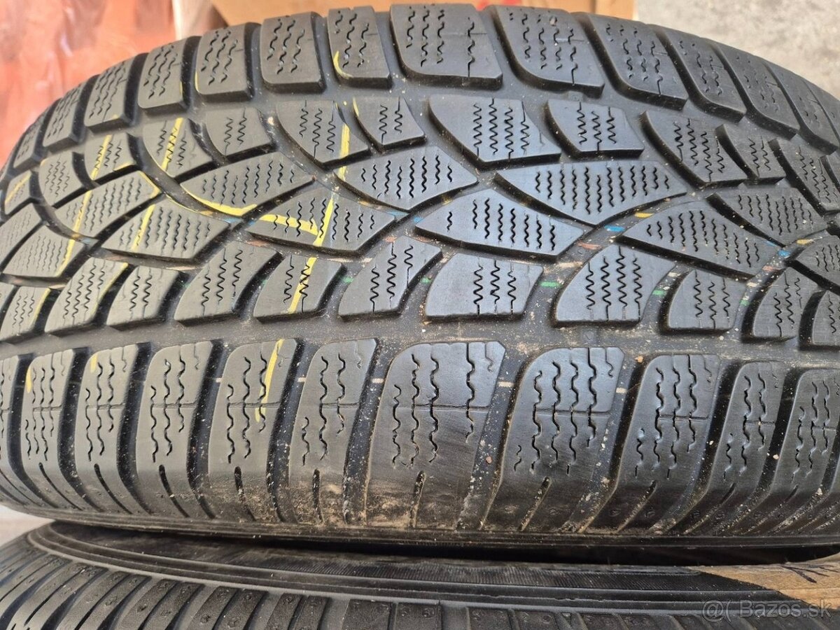 235/65 r17 zimné 4 ks DUNLOP dezén 7,2 - 6,6 mm