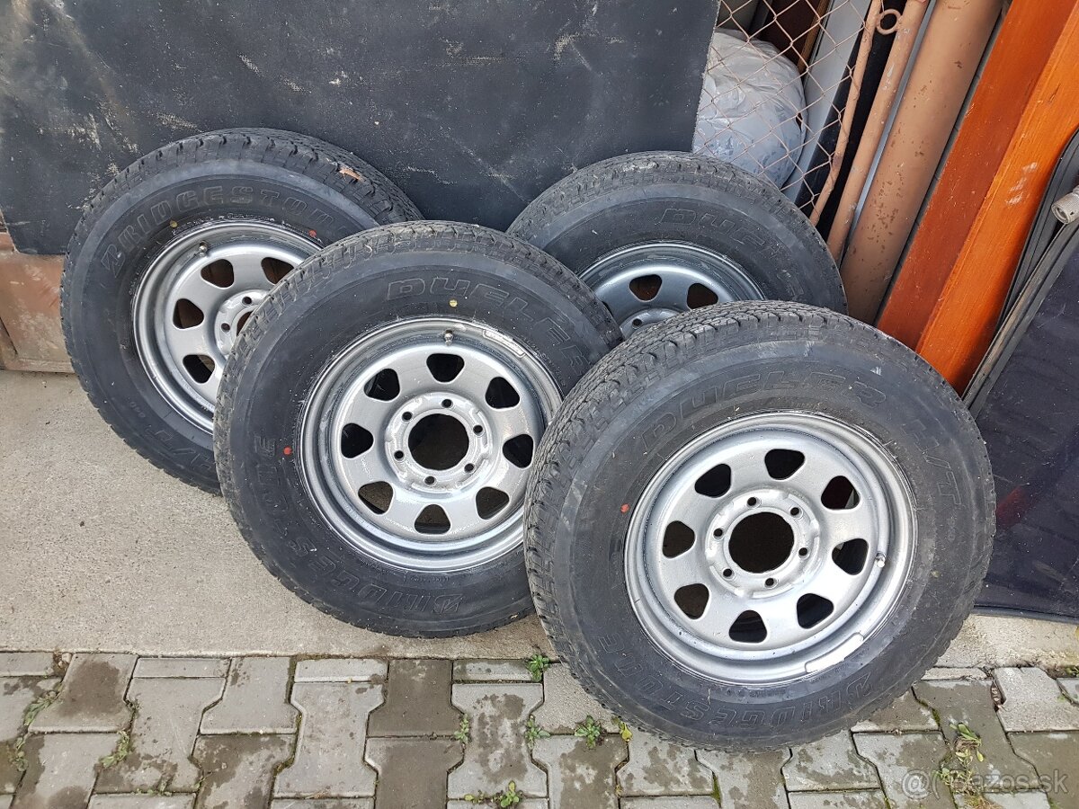 Original disky NISSAN 6x139,7 R16 + PNEU 205 R16