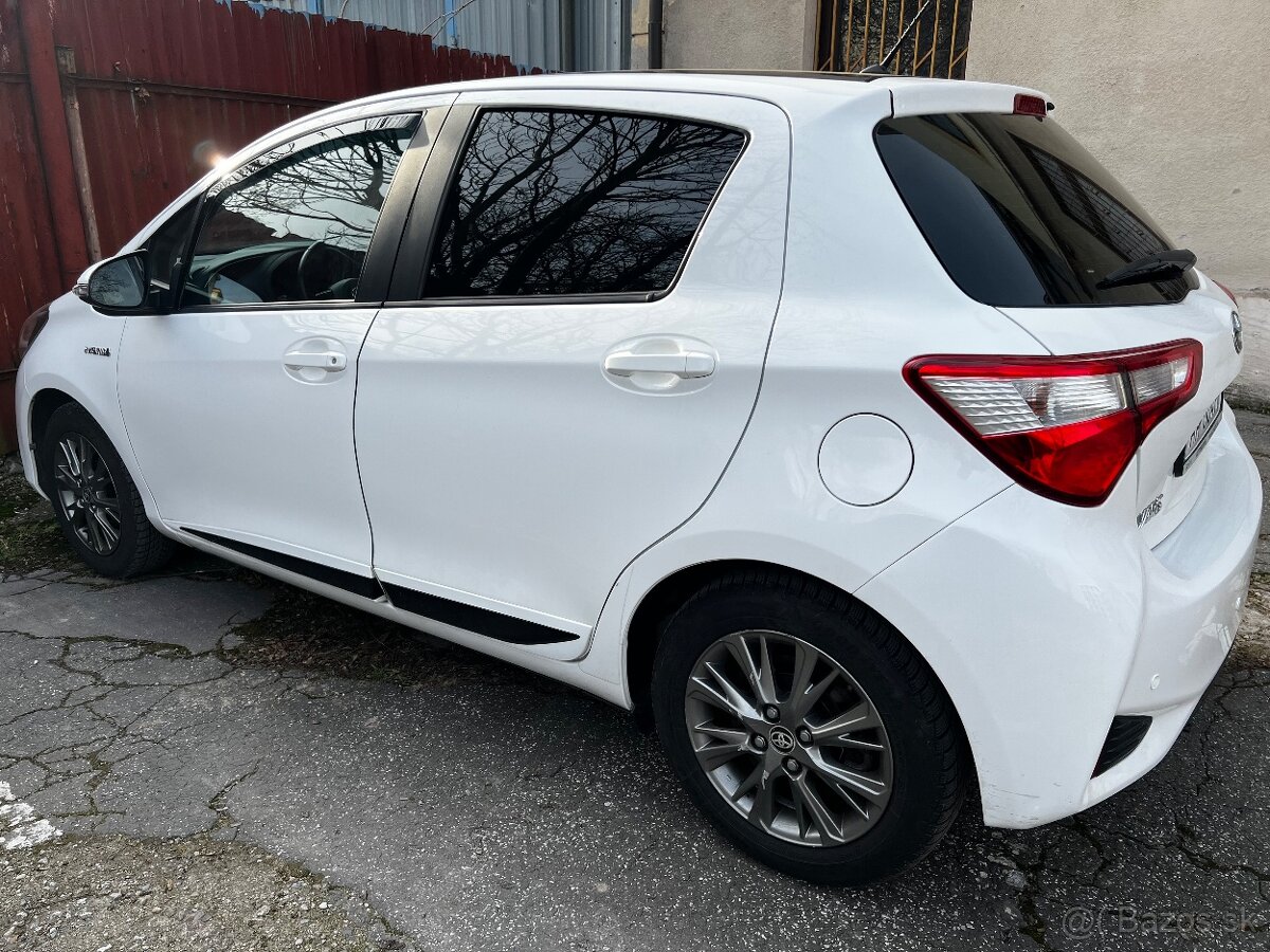 Toyota Yaris Hybrid 1.5 HSD E-CVT 5dv.