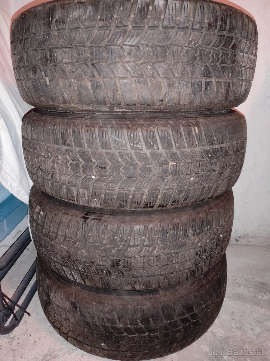 Pneumatiky 205/60 R16 92H celoročne 4ks