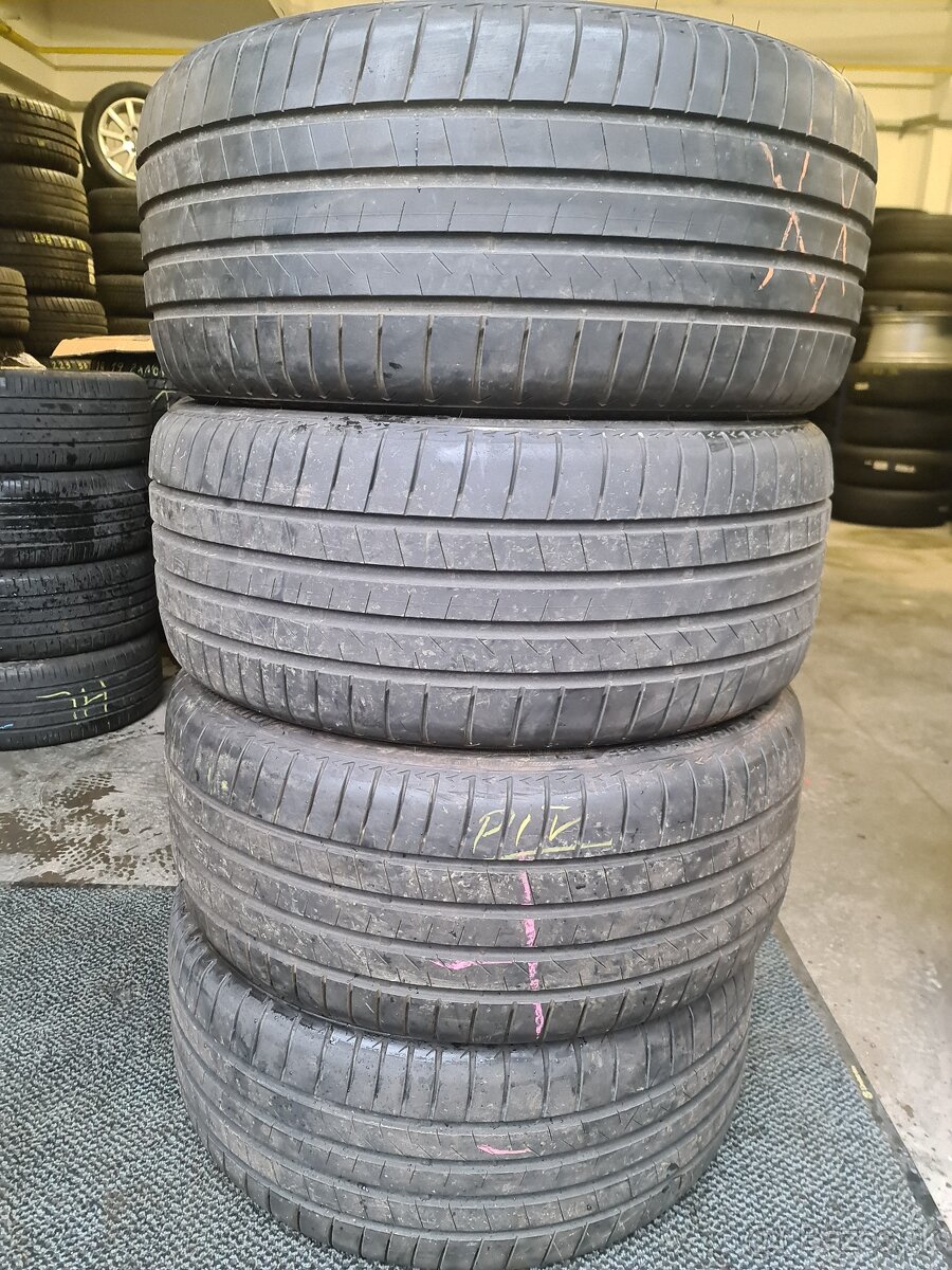 285/35 R22 LETNE PNEUMATIKY