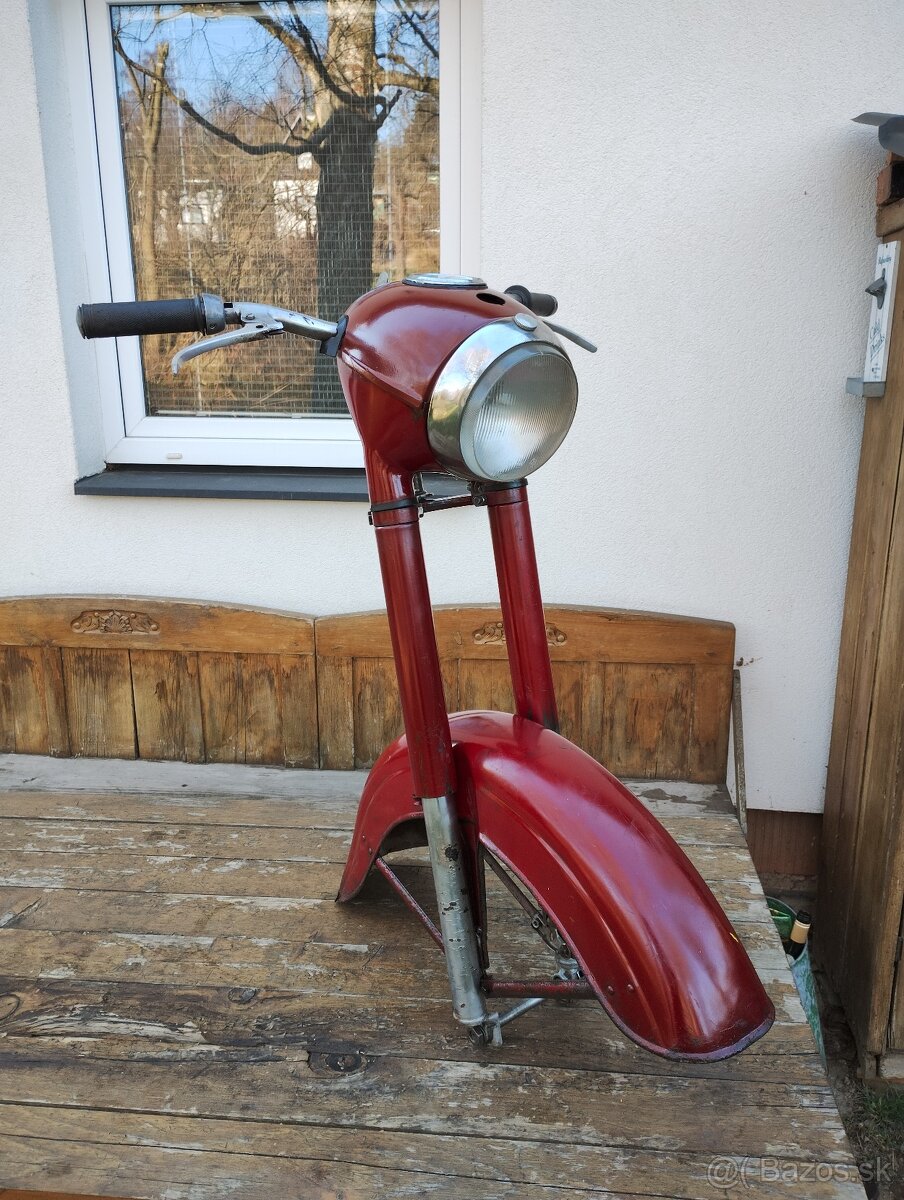 Predám kompletný predok motocykla kývačka jawa 250 / 353