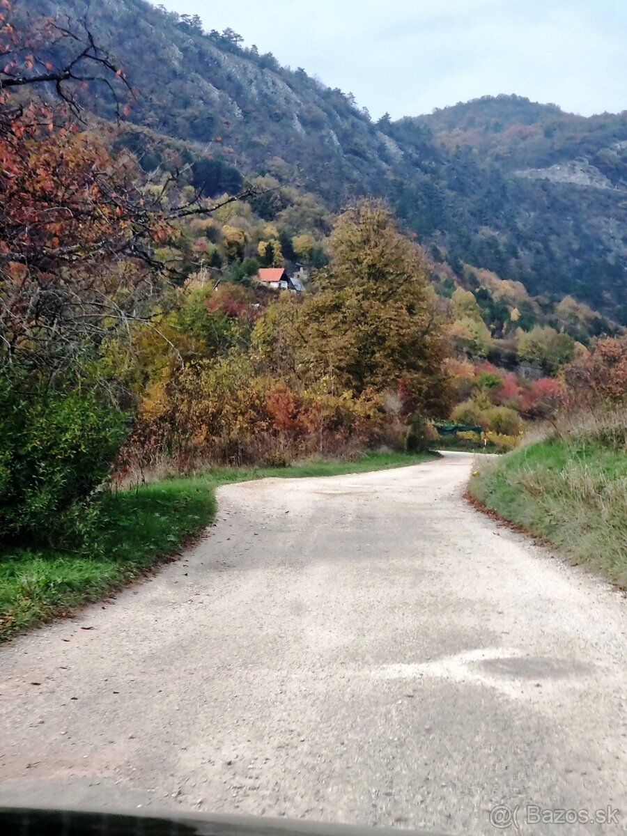 STAVEBNÉ POZEMKY HRUŠOV, výstavba pre chaty