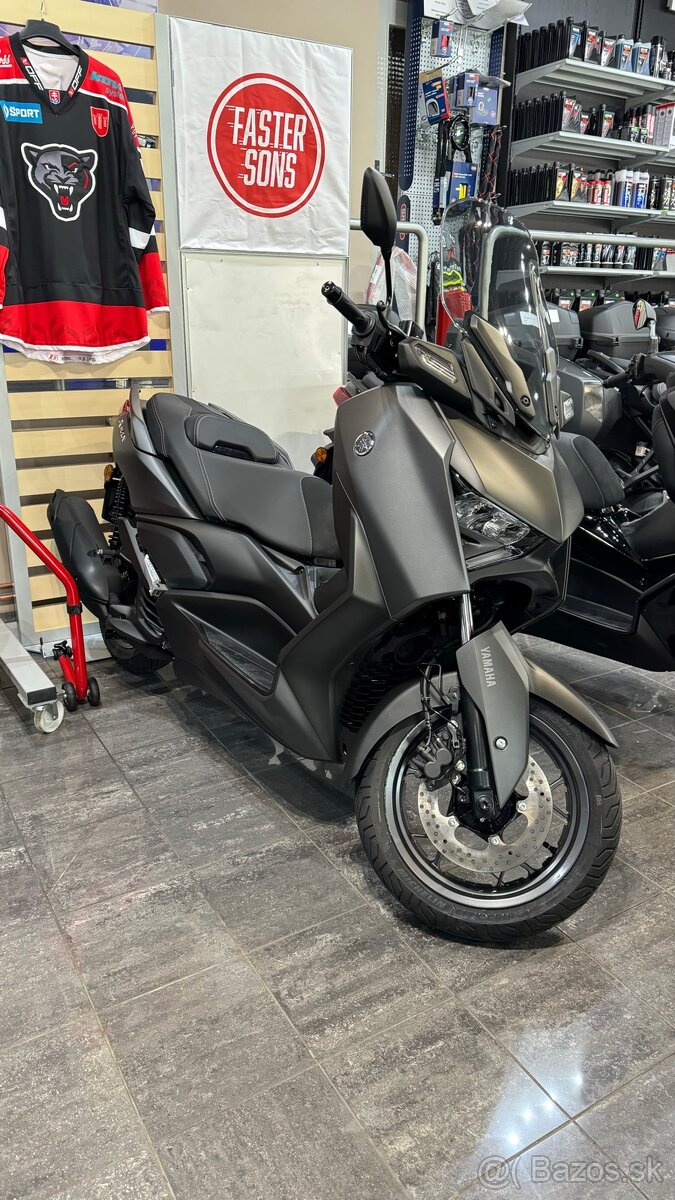 Yamaha X MAX 125