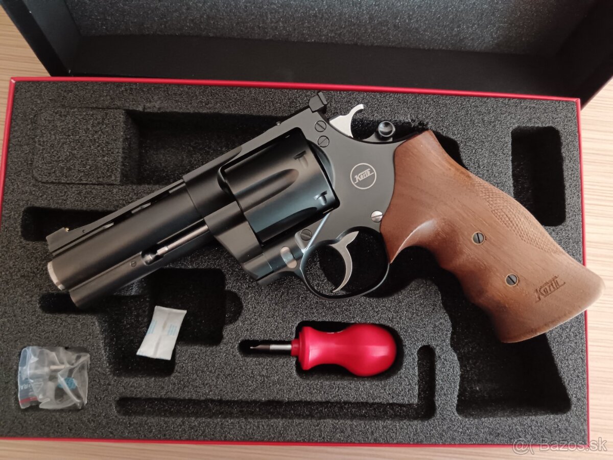 Revolver Korth 44 magnum