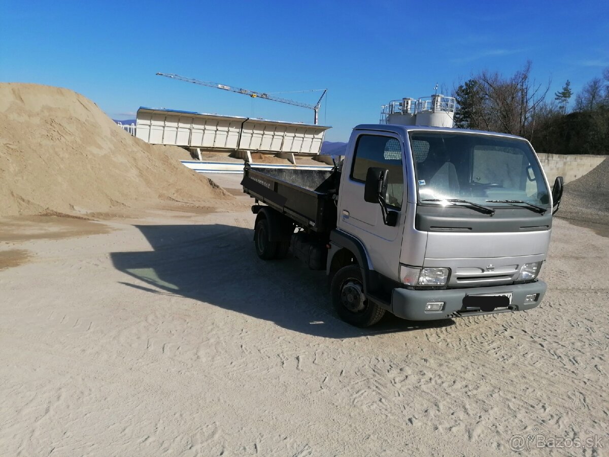 Nissan Cabstar 3.0TD  trojstranny vyklapac