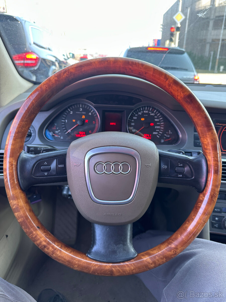 Predam dreveny veniec volantu na AUDI A6 C6 (4F)