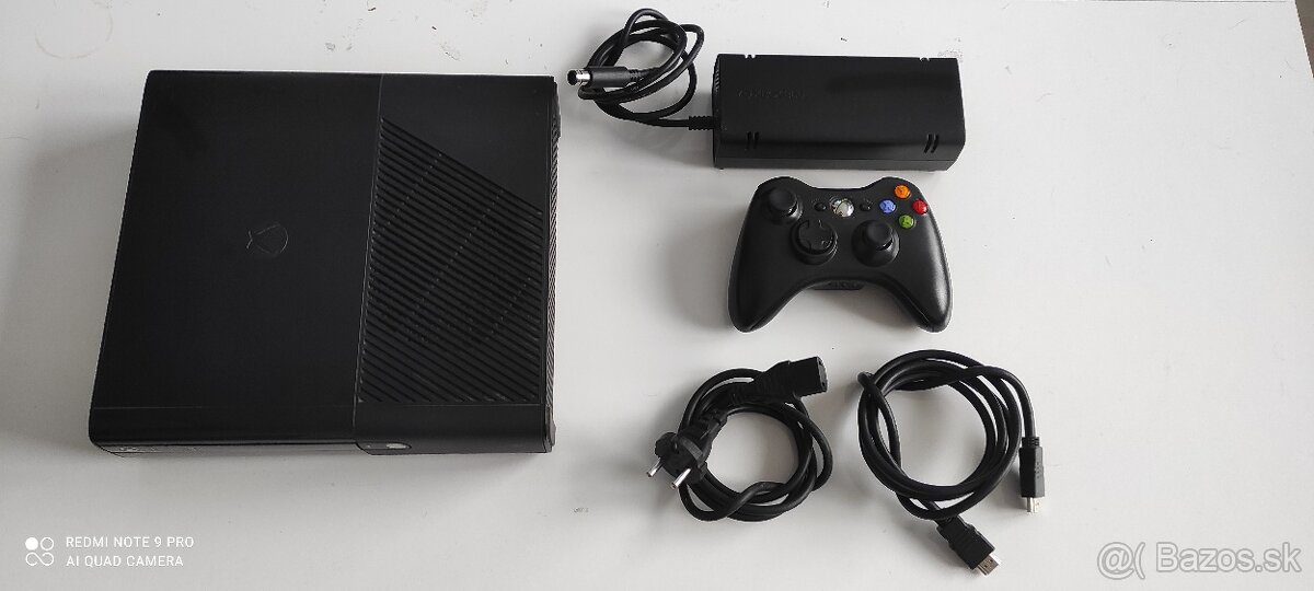 Xbox 360 slim+kinect+hry