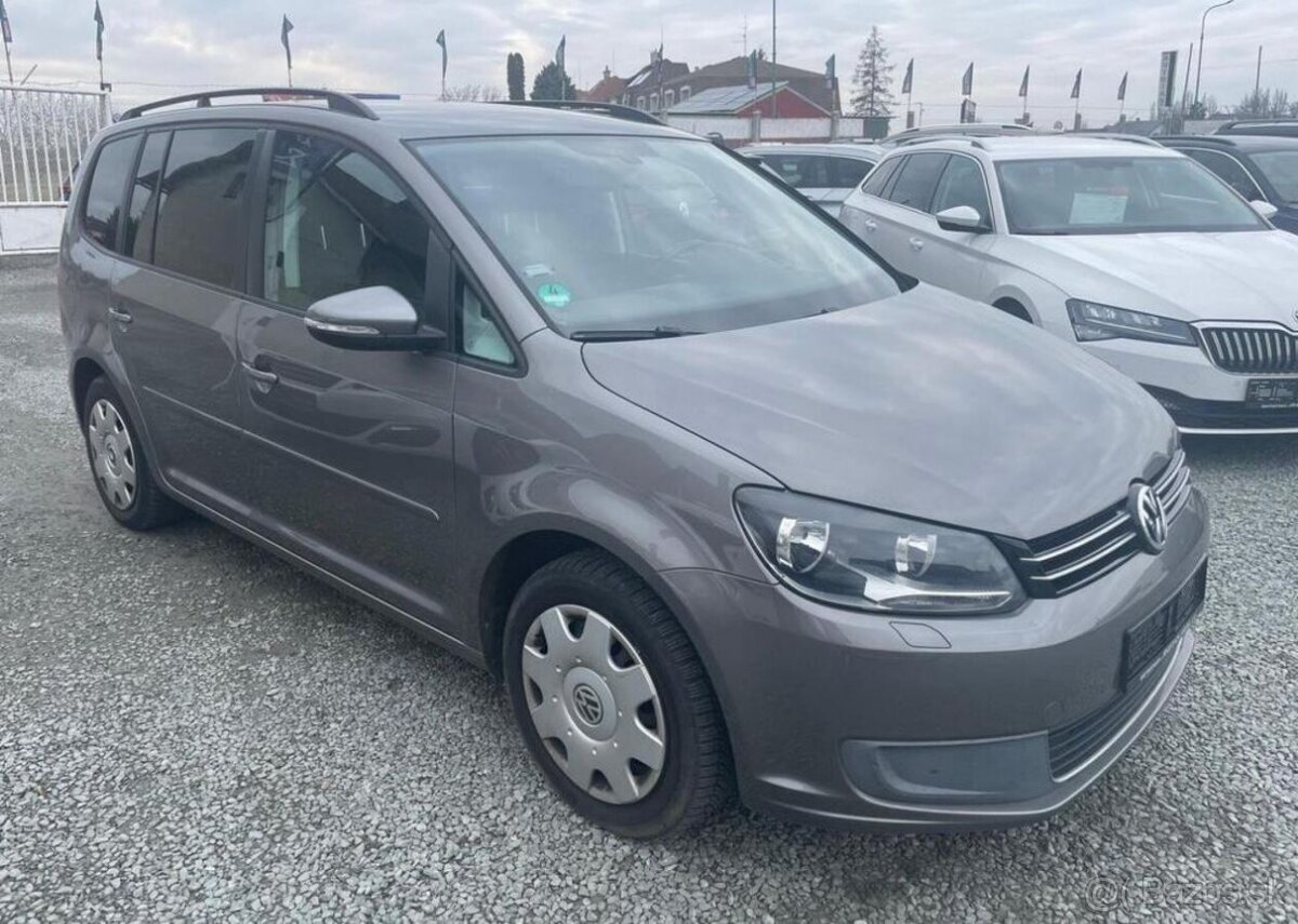 Volkswagen Touran 1.4 TSI DSG COMFORLINE benzín automat