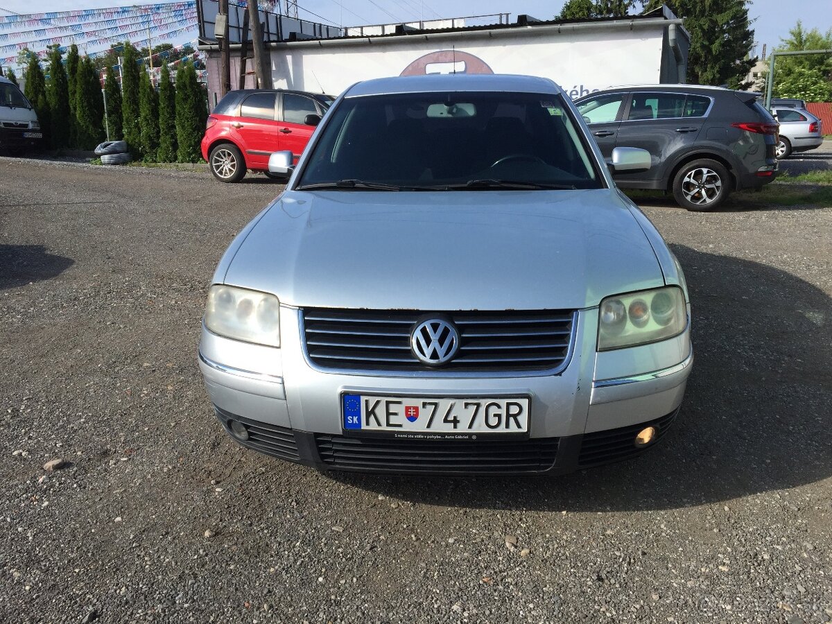 Volkswagen Passat 1.9 TDI Comfortline tiptronic  1 690 €