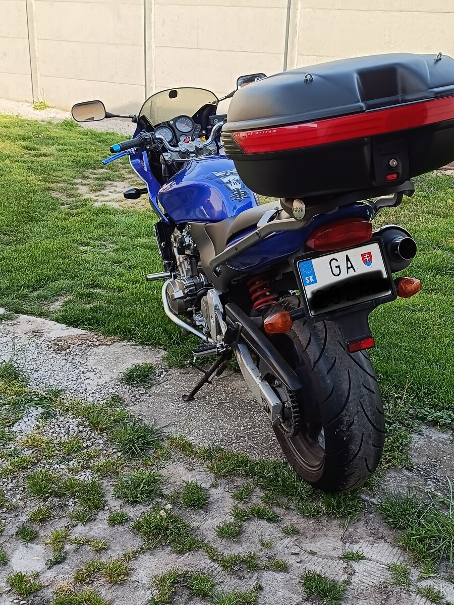 Predám motorku Honda Hornet