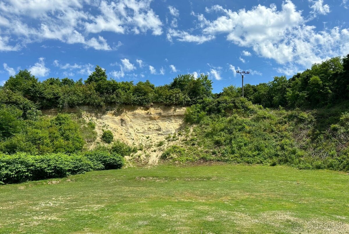 Stavebný pozemok - 1000 m2, obec Košická Polianka