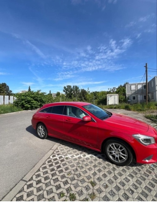 Mercedes CLA shootingbrake.