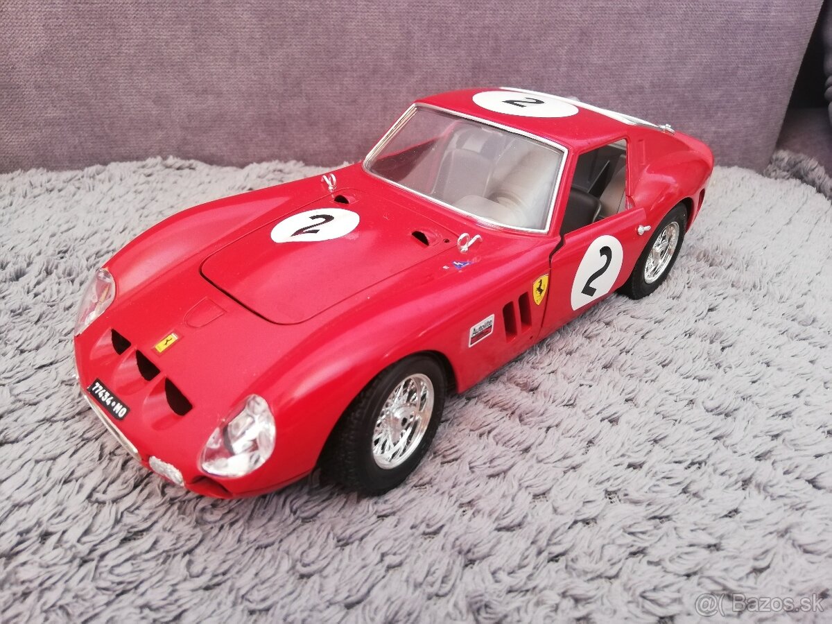 1:18 FERRARI 250 GTO Bburago