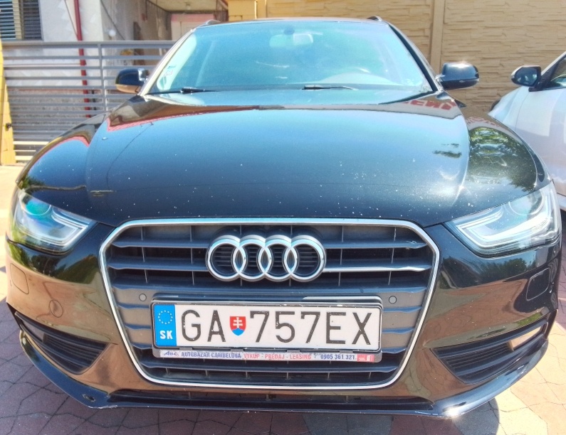 Predám Audi A4 B8 Avant 2.0Tdi r.7/2014 vo výbave top stav