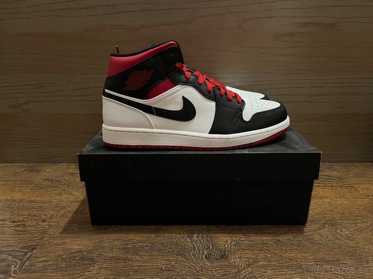 Jordan 1 mid bred 45.5 44.5