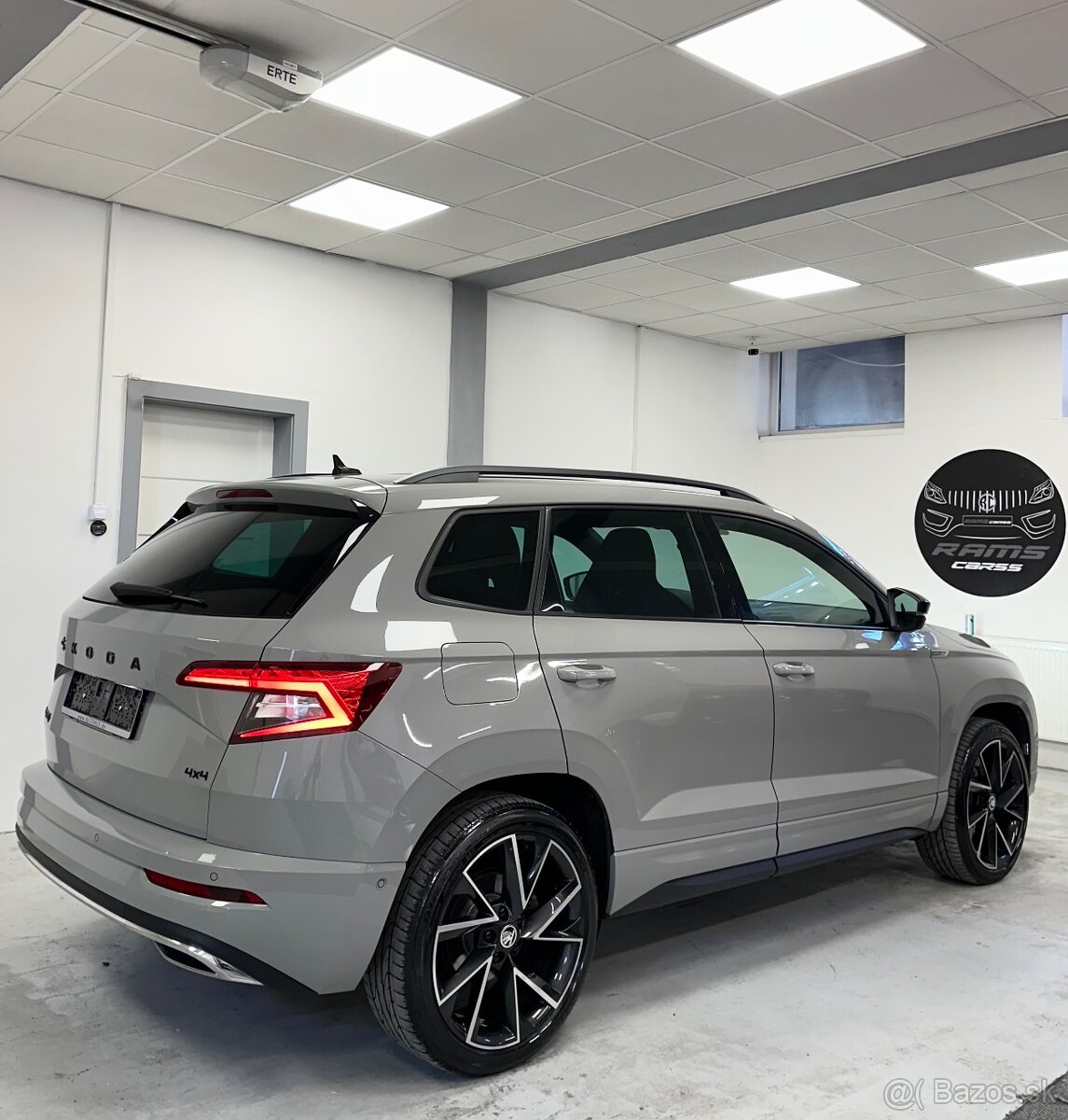 Skoda Karoq Sportline 2.0TDI 4x4 2021/Nardo/Panorama