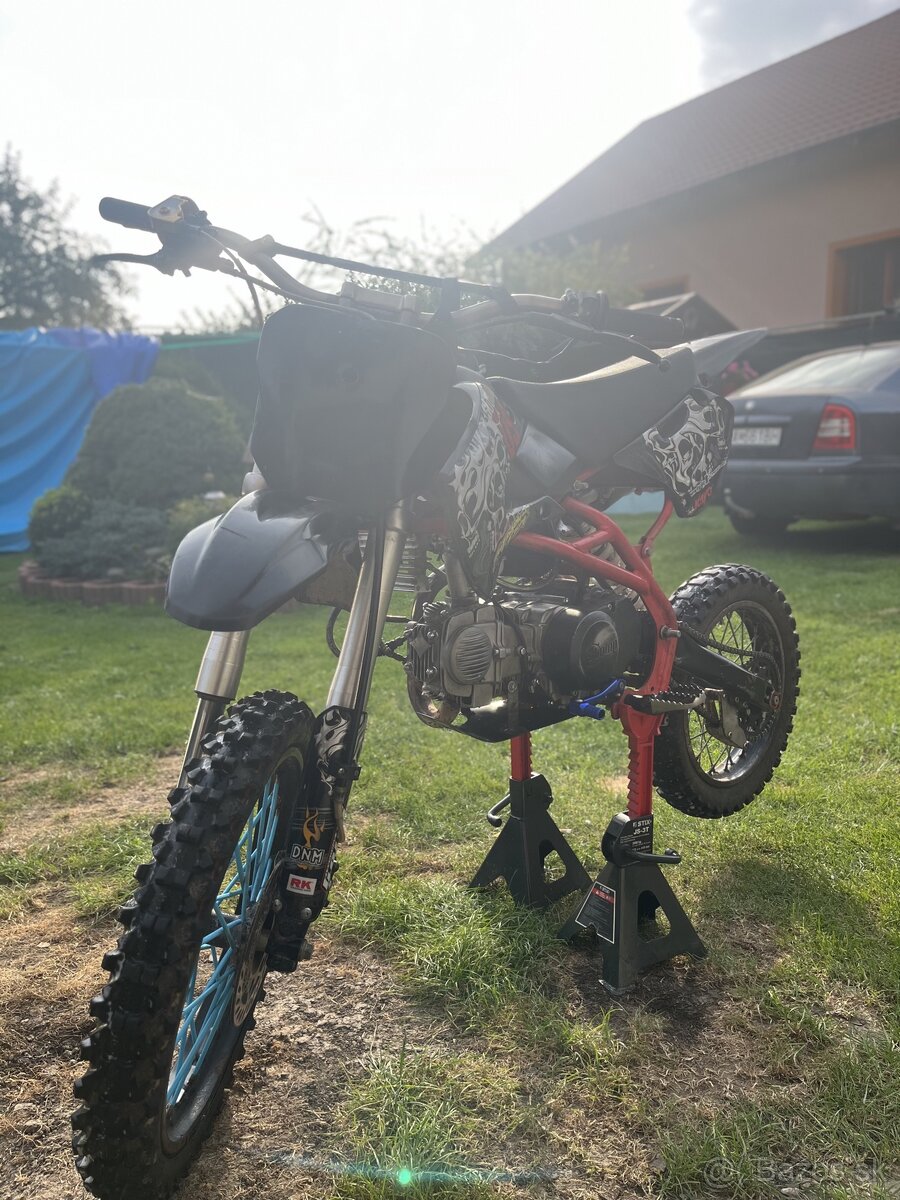 Pitbike Stomp 140