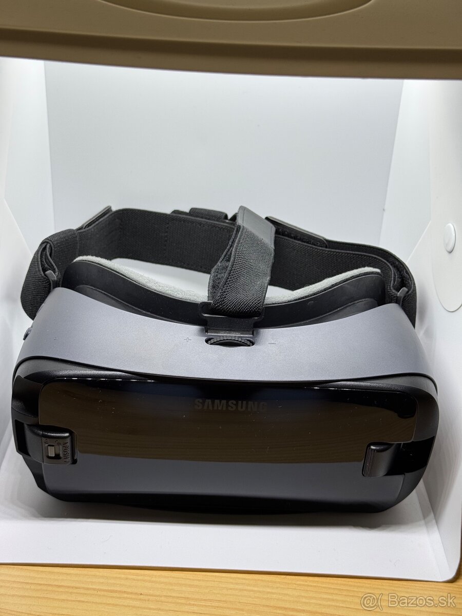 Samsung Gear VR s ovládačom