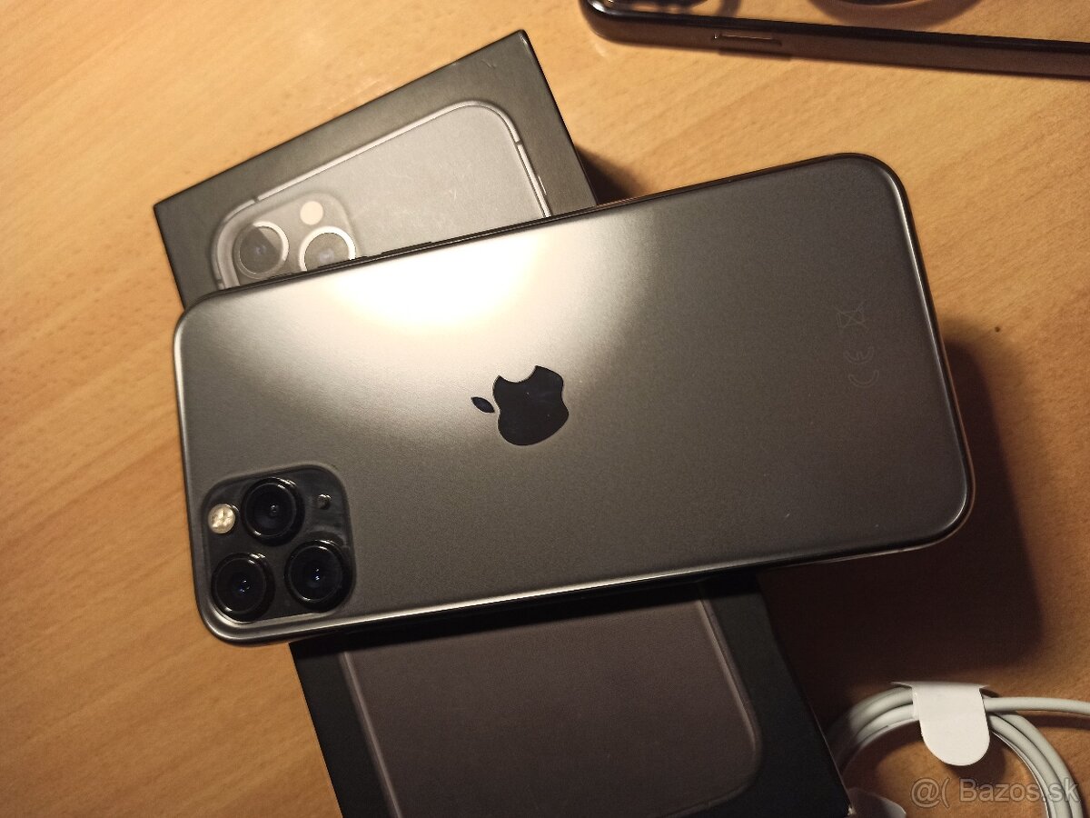 Apple iPhone 11 Pro 256GB v záruke