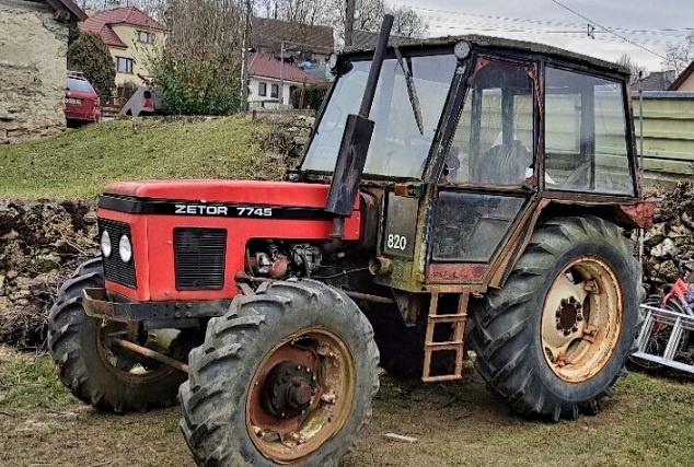 PREDAM TRAKTOR ZETOR 6945 MOTOR 7701 CENA 6300€