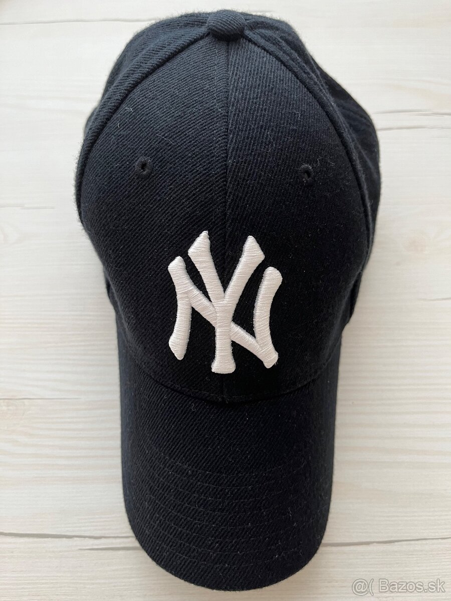 ŠILTOVKA NY / NIKE YANKEES