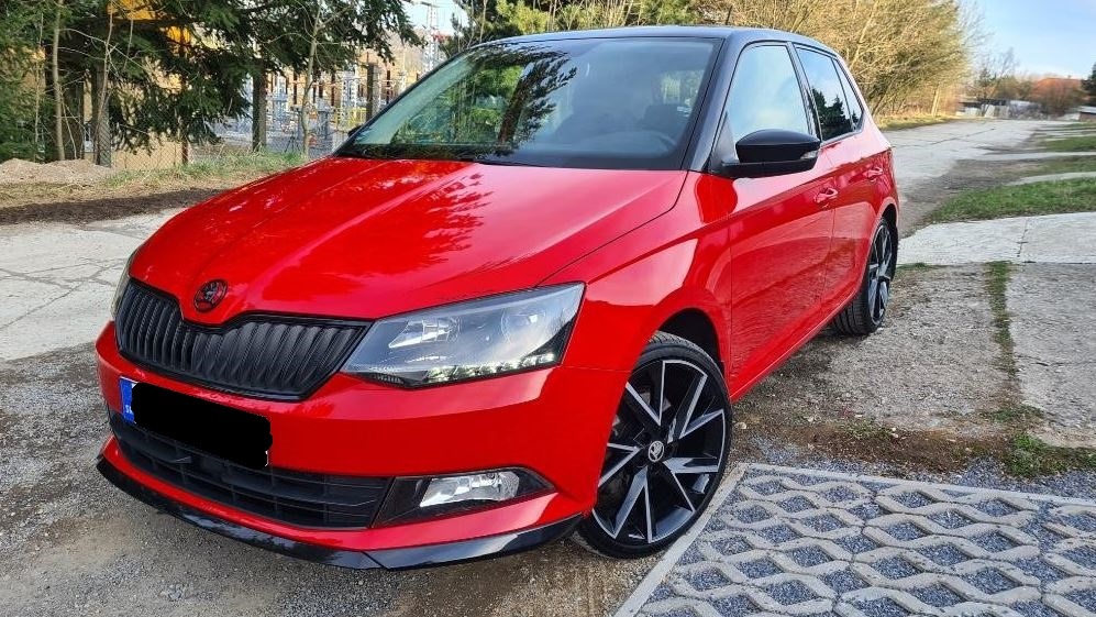 Škoda Fabia 1.2 TSI 110k červená