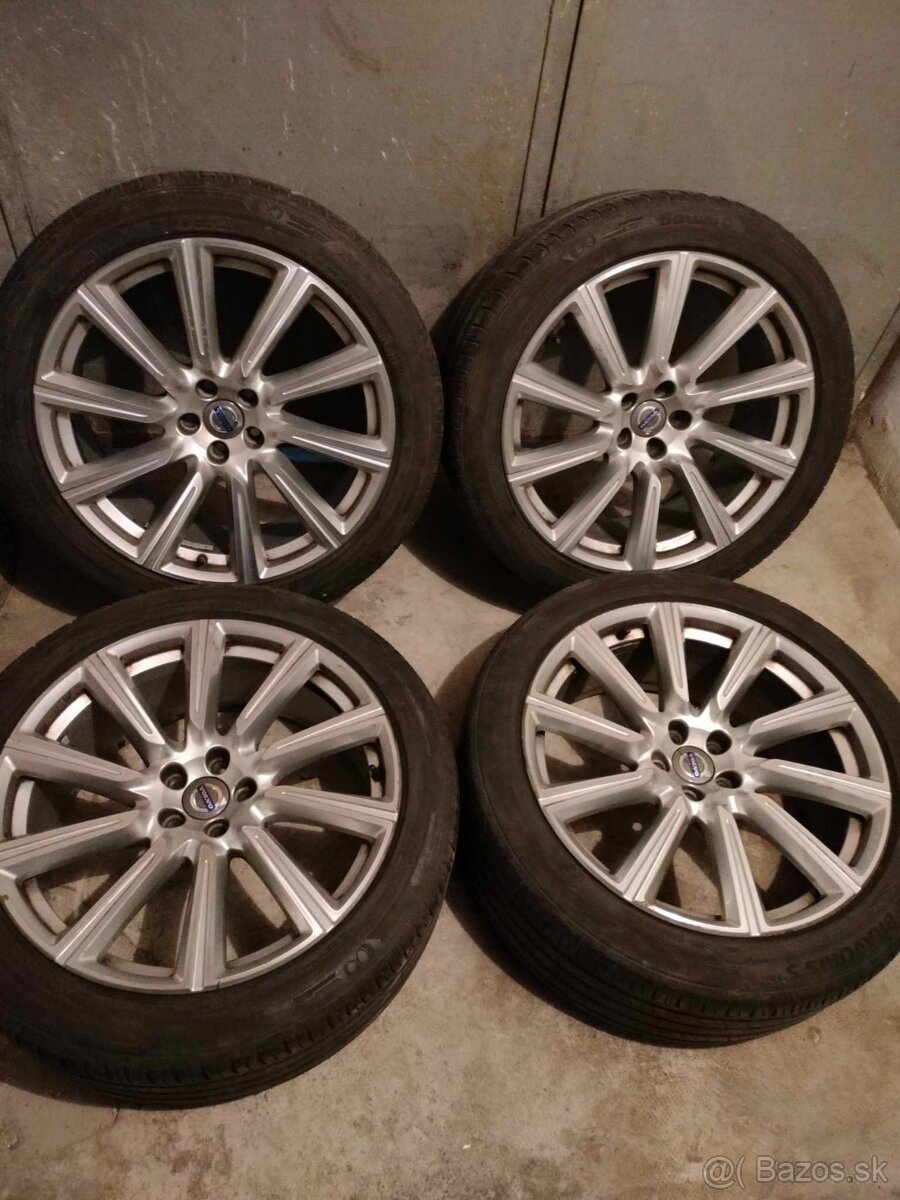 4ks alu disky orig. Volvo 5x108 R20 + pneu 255/45 r20