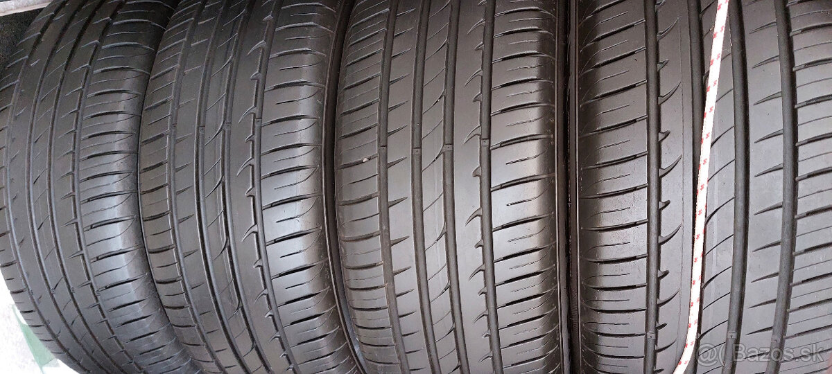 Letné pneumatiky 225/60 R17 99H Hankook - Sada