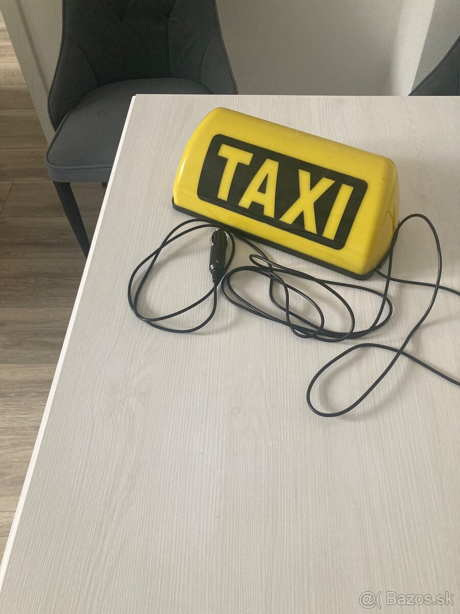 Predám svetelný panel TAXI