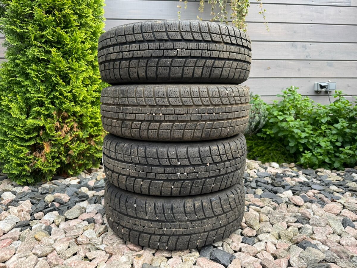 175/70 R13 82T