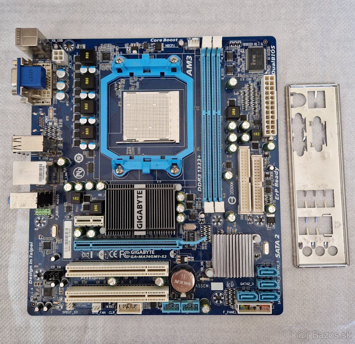 GIGABYTE MA74GMT-S2, socket AM3