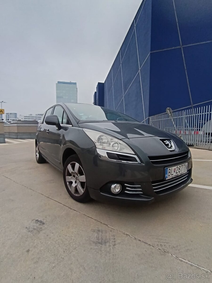 Na predaj rodinné auto – Peugeot 5008 (2010)