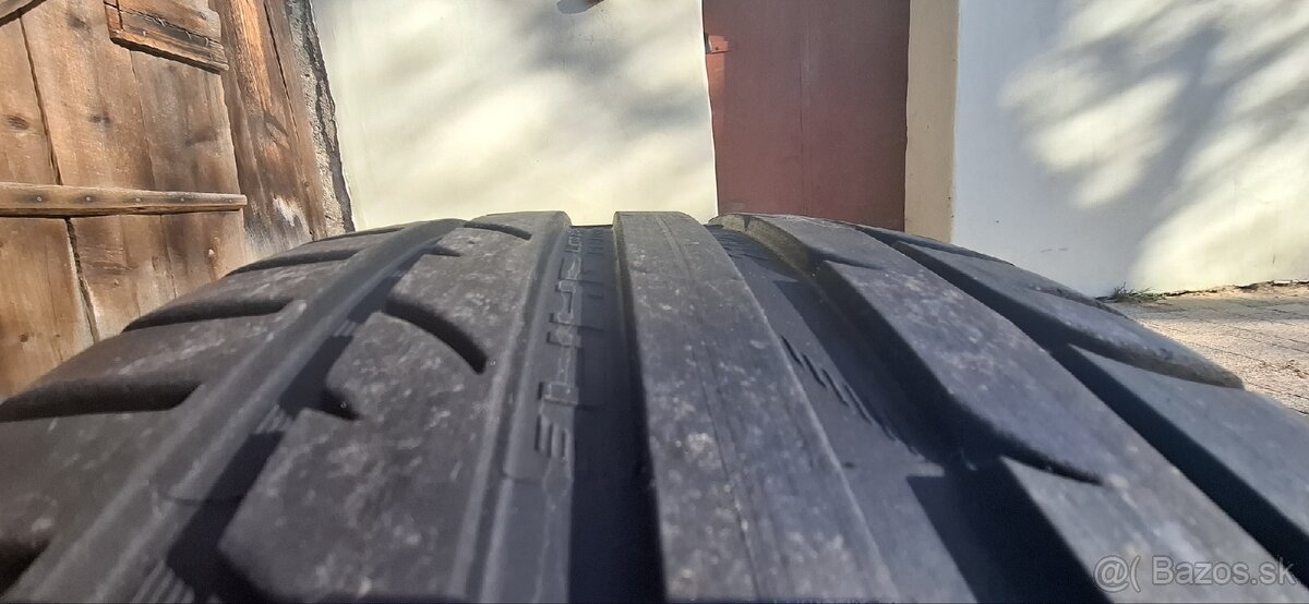 Sebring 215/40 R17 letné