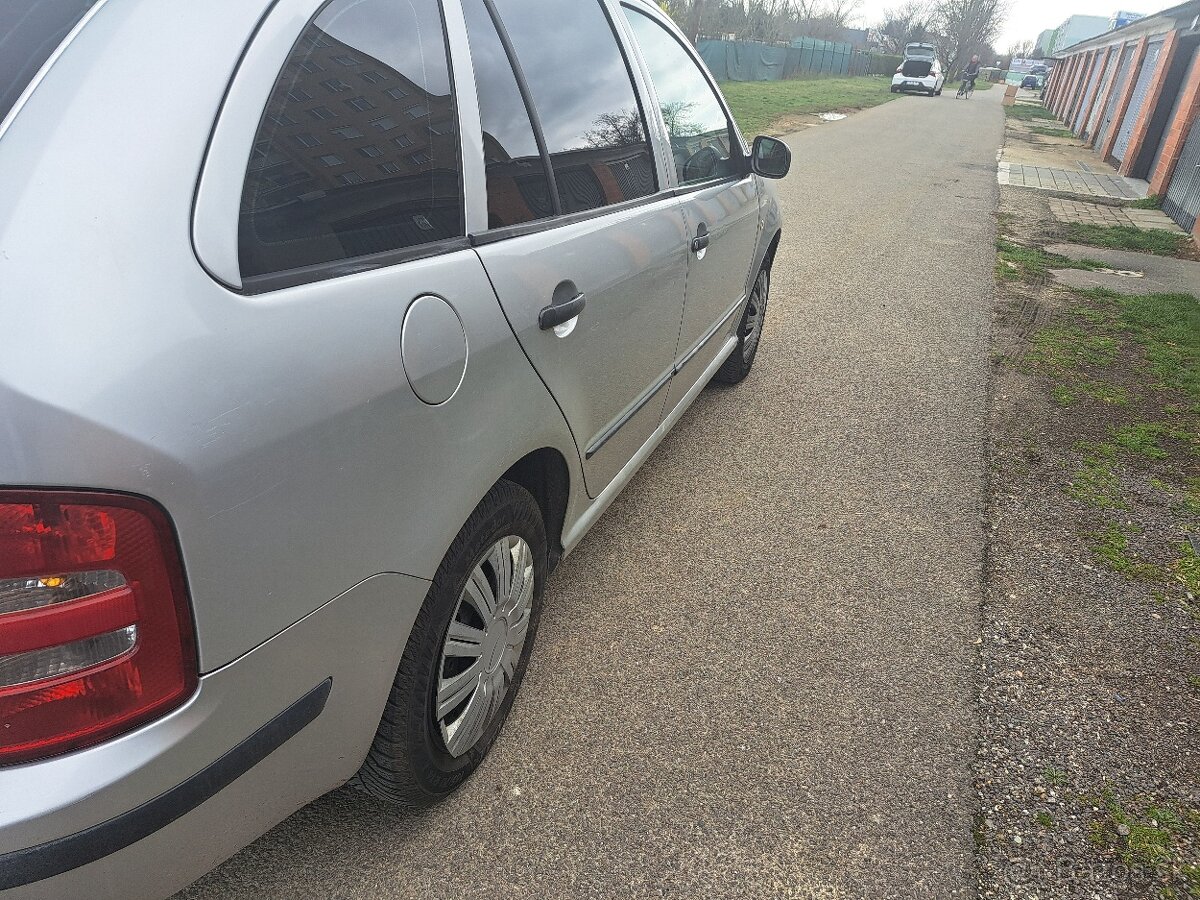 Škoda fabia 1.4. 50 kW Confort.