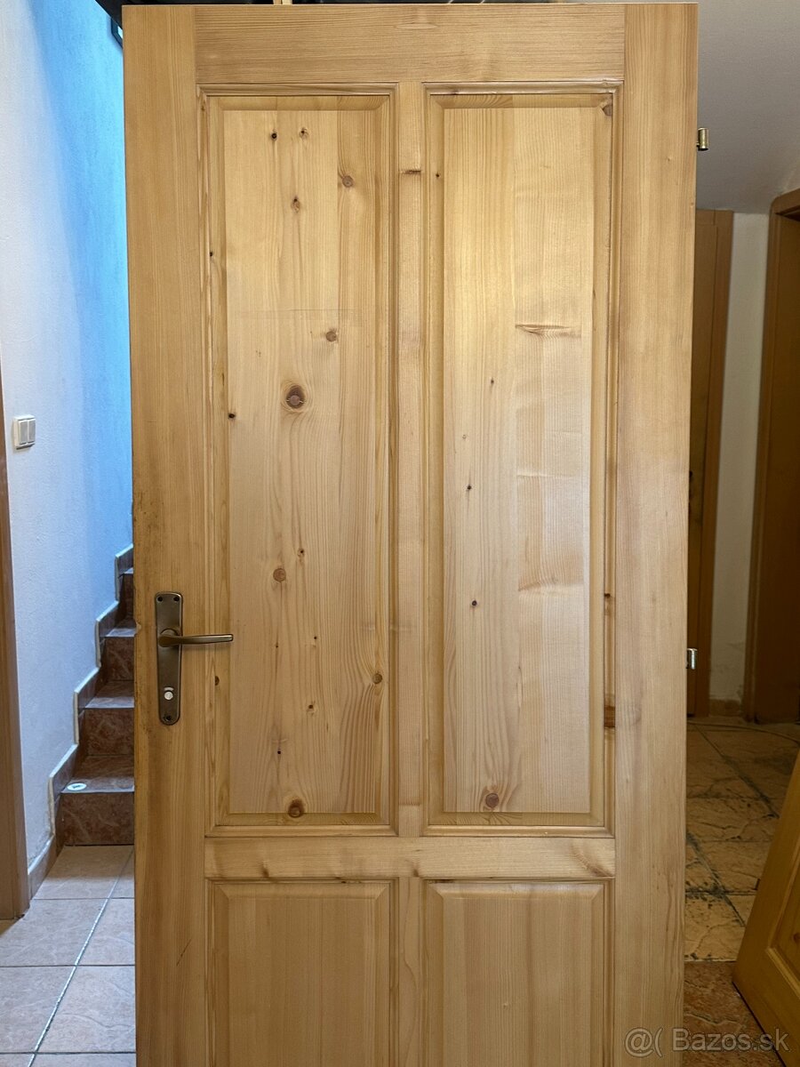 Interiérové dvere- Smrek masív 80-tky  Pravé/Ľavé