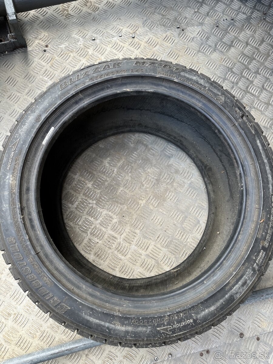 Zimná pneu BRIDGESTONE 255/40 r17 BLIZZAK