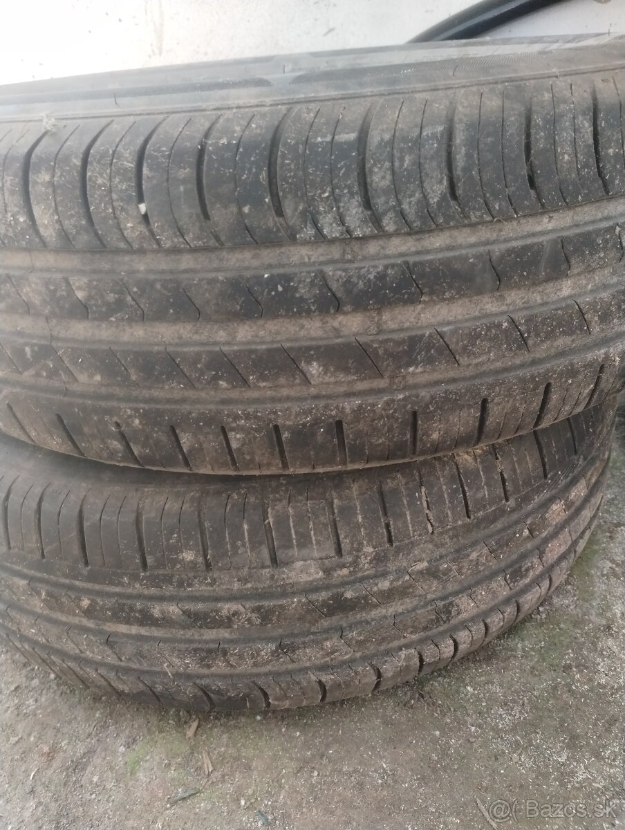 215/65R16 letné