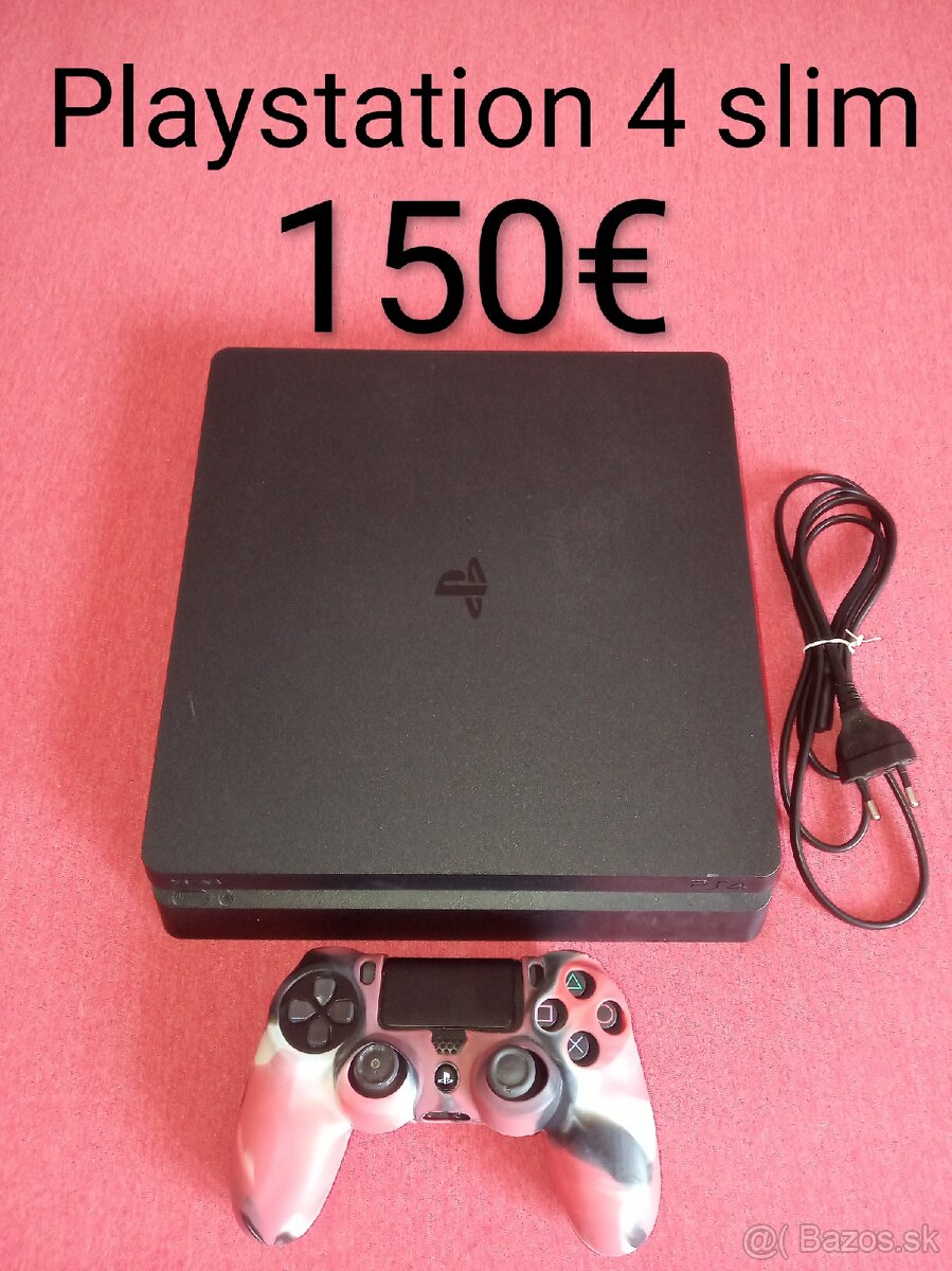 Playstation 4 slim.